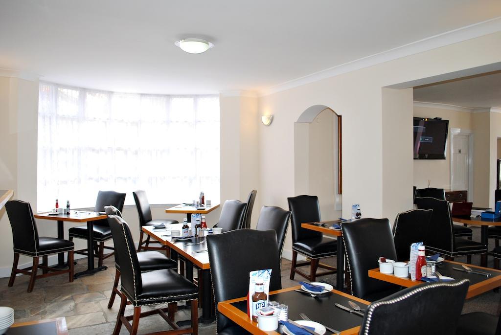 Ferry House Lodge พอร์ตสมัธ ภายนอก รูปภาพ
